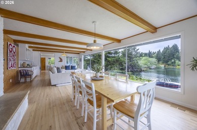 Enjoy this classic lakefront home with stunning views on the - photo 6