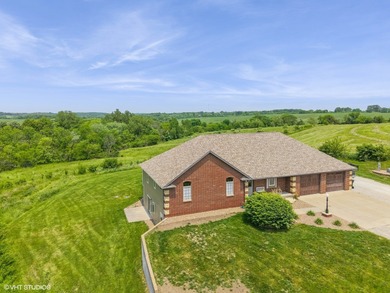 Red Rock Lake Home Sale Pending in Knoxville Iowa