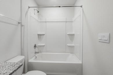 Welcome to modern, low-maintenance living at Jakes Landing! - photo 22