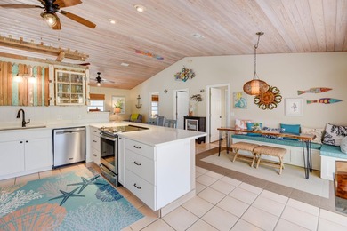 Welcome to your cozy coastal retreat in Cudjoe Gardens in the - photo 9