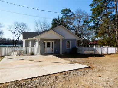 Lake Home For Sale in Mount Holly, North Carolina