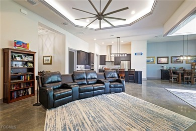 Waterfront Paradise in Paradise: Unrivaled Gulf Access & Luxury - photo 4