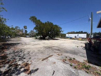 Rare opportunity to acquire six contiguous commercially zoned - photo 9