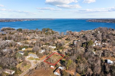 Lake Lot For Sale in Frankston, Texas