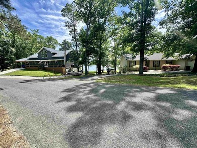 Beautiful lot with views of Lake Catherine! Perfect for building - photo 2