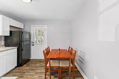 A full 2022 renovation, a big fenced yard, and a commute you can - photo 7