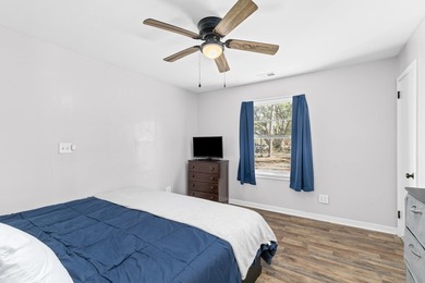 A full 2022 renovation, a big fenced yard, and a commute you can - photo 10