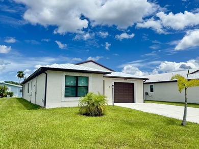 Rare to find new CBS home, Metal Roof, Bright Split floor plan - photo 1