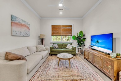 Resale unit. Lightly used as a second home and impeccably - photo 9