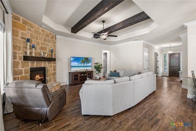 CUSTOM BUILT HOME IN A VERY PRIVATE SECLUDED NEIGHBORHOOD AWAY - photo 7