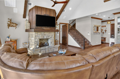Waterfront Elegance on Lake Fork - photo 10
