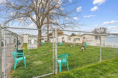 Fully Updated Home in Active 55+ Gated Community. It's not just - photo 12