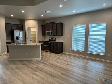 Additional listing photo 4