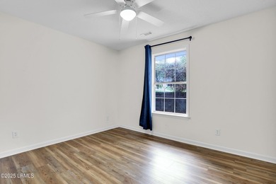 JUST REDUCED! Motivated Sellers! Fully renovated and ready for - photo 32
