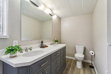 Fully Updated Home in Active 55+ Gated Community. It's not just - photo 39