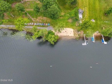 Whether you're searching for a year-round residence, a vacation - photo 3