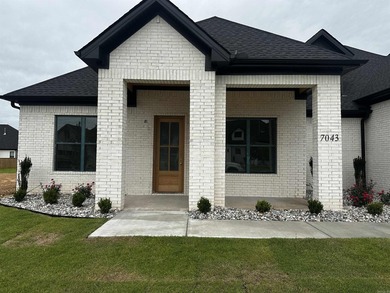 Hurricane Lake Home For Sale in Alexander Arkansas