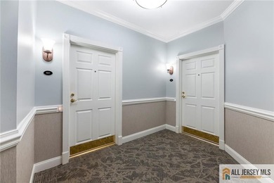 A must-see, this highly desirable 2nd floor Harrington model is - photo 3