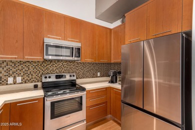 Spectacular mountain & city views! Live on the 15th Floor at ONE