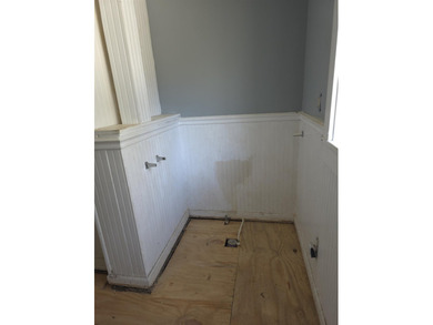 Investor Special | Fix & Flip Opportunity | 3BR / 2BA | 0.34 - photo 15
