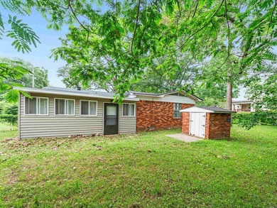 Nestled in a convenient Hot Springs location, this 3-bedroom, 1 - photo 6
