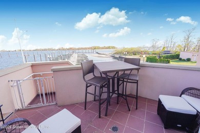 Discover the luxurious ocean front community of Port Regalle - photo 26