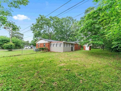 Nestled in a convenient Hot Springs location, this 3-bedroom, 1 - photo 7