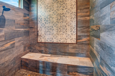 Waterfront Elegance on Lake Fork - photo 23