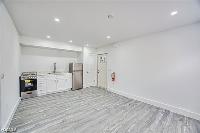 Welcome to your slice of paradise at 226 Fairweather Lane on - photo 9