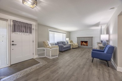 A well-maintained 2-bedroom, 1-bathroom single-level home in - photo 11