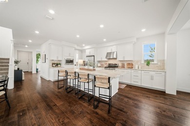 1502 Flagship Drive sits on a generous corner lot in Mare - photo 15
