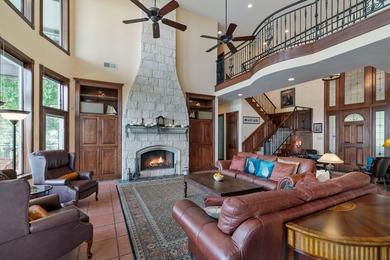 LOCATION, LOCATION, LOCATION. Lake living on one of the most - photo 19