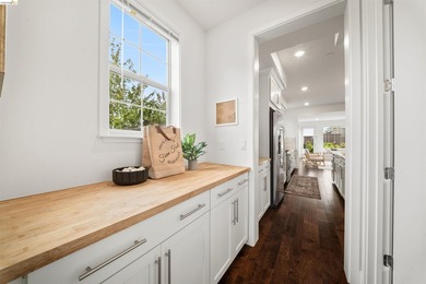 1502 Flagship Drive sits on a generous corner lot in Mare - photo 20