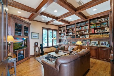 LOCATION, LOCATION, LOCATION. Lake living on one of the most - photo 20