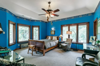 LOCATION, LOCATION, LOCATION. Lake living on one of the most - photo 29