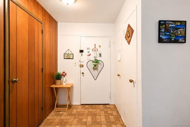 A rare chance to own in the heart of Flushing is here! This two - photo 3