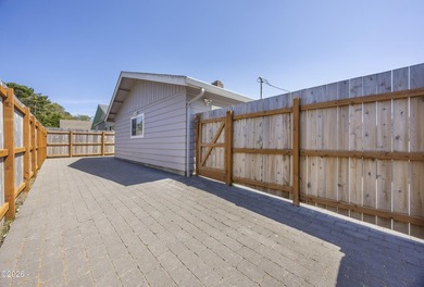 A well-maintained 2-bedroom, 1-bathroom single-level home in - photo 35
