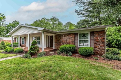 Welcome home to this solid brick ranch in desirable Marlin Hills - photo 3