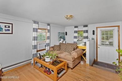Outstanding opportunity to own a well-maintained duplex in - photo 6
