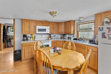 Outstanding opportunity to own a well-maintained duplex in - photo 8