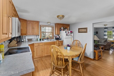 Outstanding opportunity to own a well-maintained duplex in - photo 9