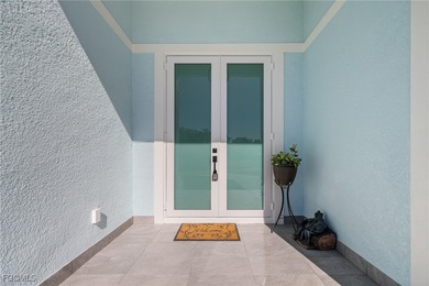 Caloosahatchee River Home For Sale in Fort Myers Florida