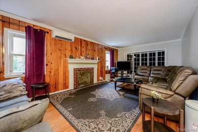 This is a well maintained and move in ready home. Three bedrooms - photo 3