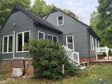 Conveniently located near beautiful and historic Hampden-Sydney