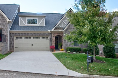 Fort Loudoun Lake Condo Sale Pending in Knoxville Tennessee