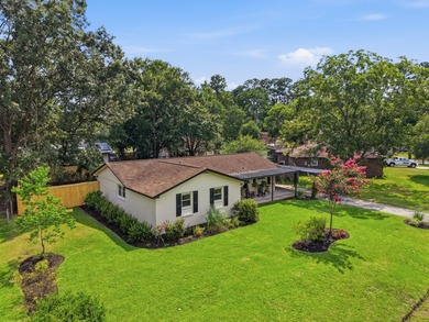 Located within an established North Charleston neighborhood - photo 1