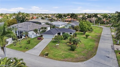 Welcome to your Southwest Cape Coral oasis! This 3 bedroom, 2 - photo 3