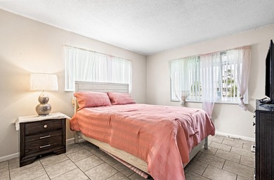 Welcome home to this beautifully updated CORNER condo, 2 - photo 8