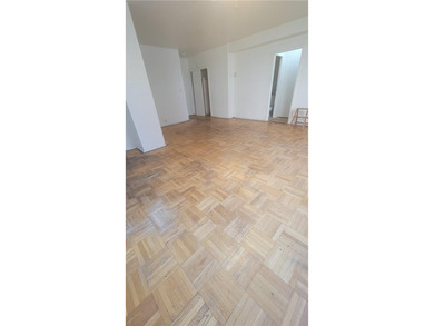 This one bedroom Apartment located in the one and only gated