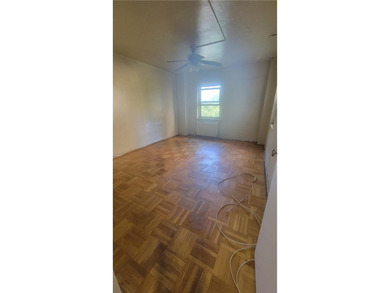 This one bedroom Apartment located in the one and only gated